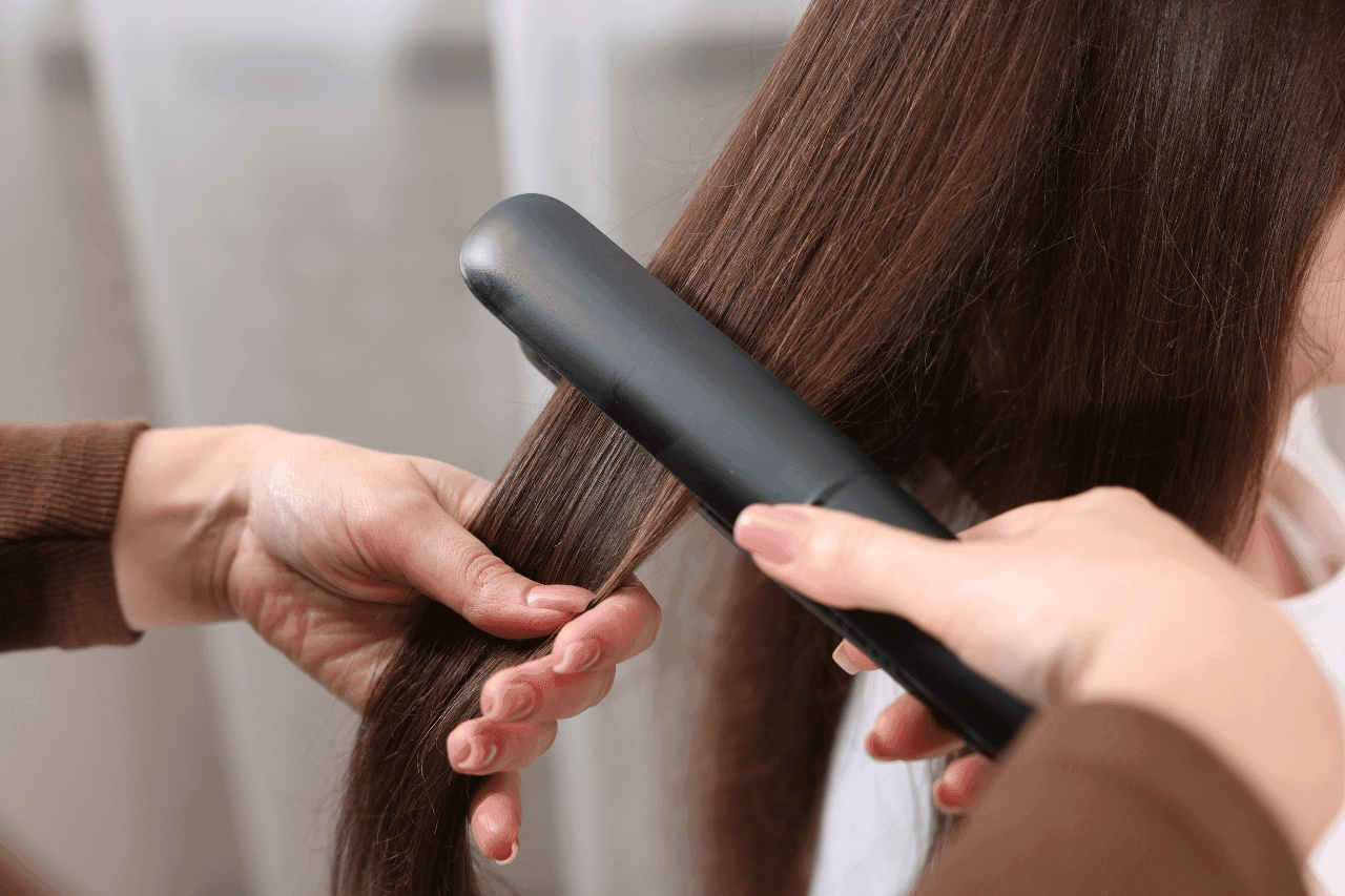 Alquimia Lacie - peluquería a domicilio Madrid, peluquera a domicilio Madrid, manicura a domicilio Madrid, pedicura a domicilio Madrid, peluquería y estética a domicilio Madrid, estética a domicilio Madrid, peluquera en casa, uñas en casa